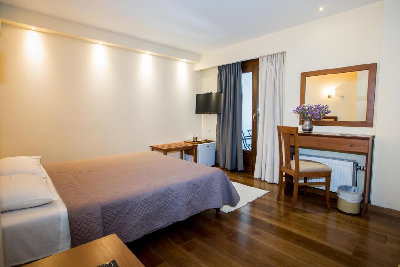 Ellinon Thea Arachova Hotel ภายนอก รูปภาพ