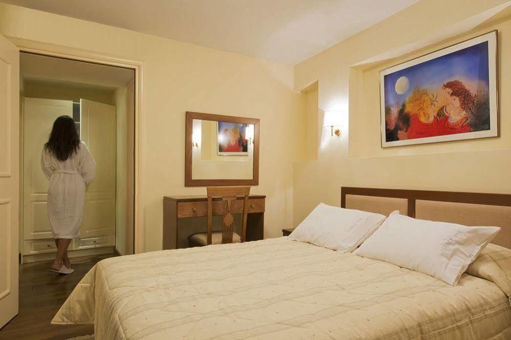 Ellinon Thea Arachova Hotel ภายนอก รูปภาพ
